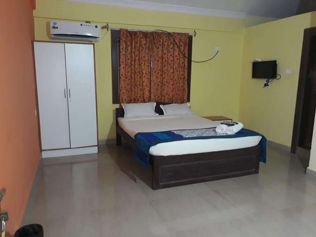 Midguard Sea View Hotel Old Goa Exterior photo